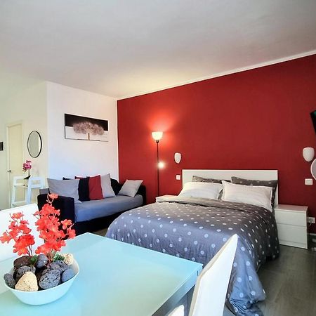 Stunning Studio With A Sea View And Pool, Paraiso Del Sur 1309 아데제 외부 사진