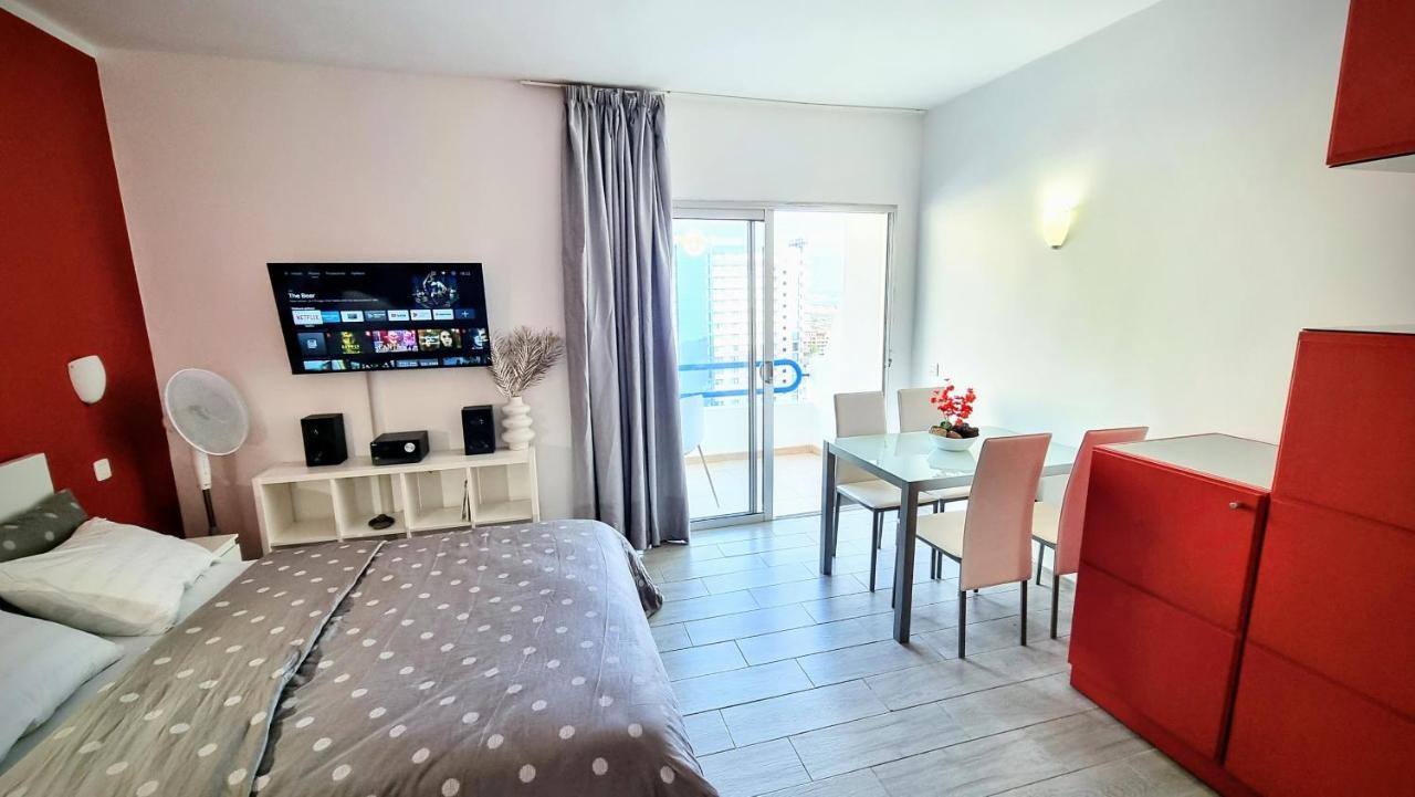 Stunning Studio With A Sea View And Pool, Paraiso Del Sur 1309 아데제 외부 사진