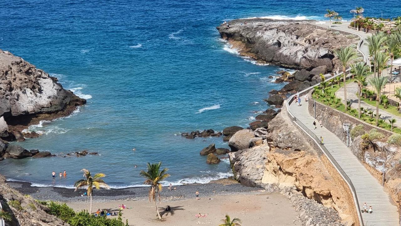 Stunning Studio With A Sea View And Pool, Paraiso Del Sur 1309 아데제 외부 사진