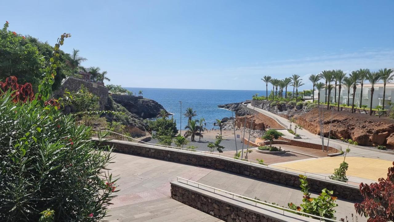 Stunning Studio With A Sea View And Pool, Paraiso Del Sur 1309 아데제 외부 사진