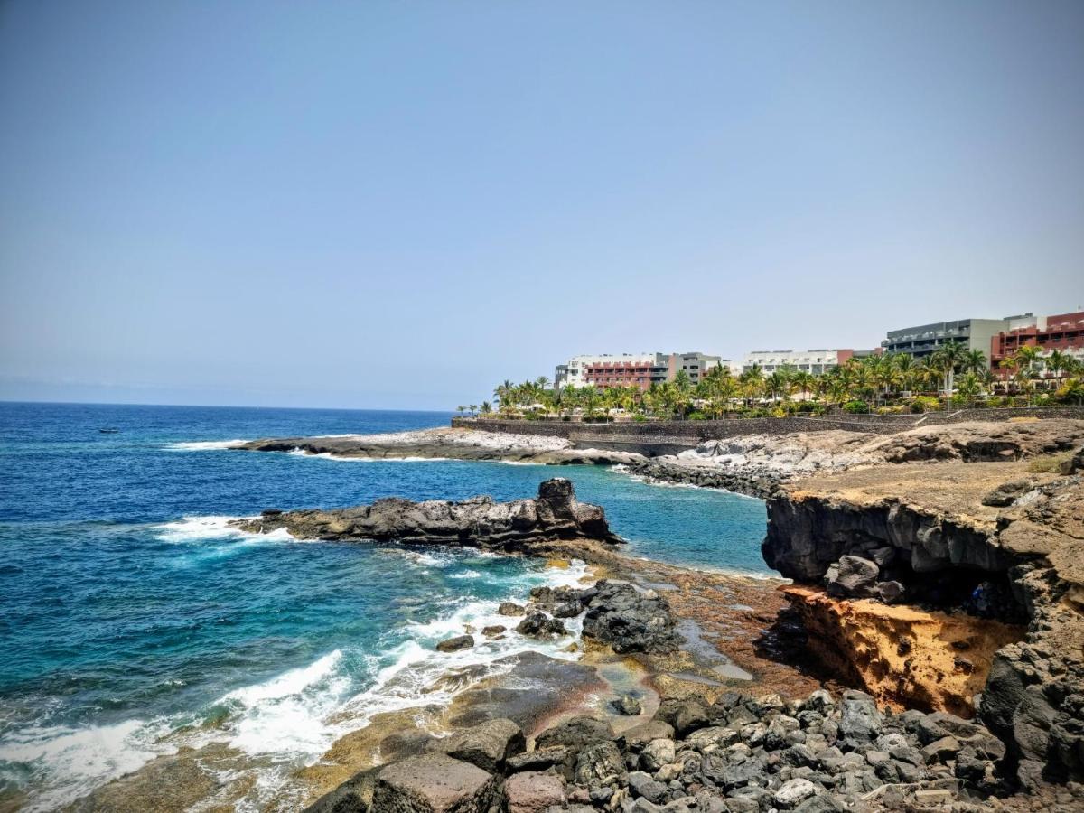 Stunning Studio With A Sea View And Pool, Paraiso Del Sur 1309 아데제 외부 사진